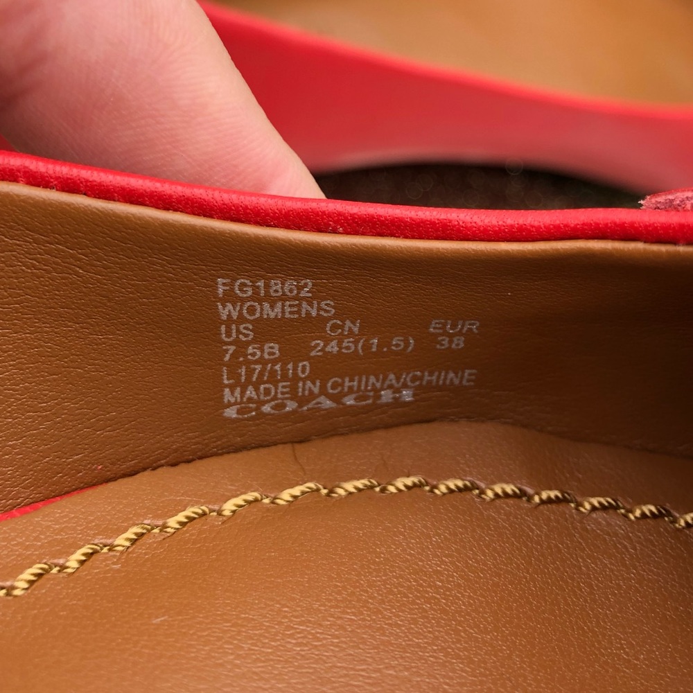 Coach floral applique flat leather shoe - Picture 5 of 6